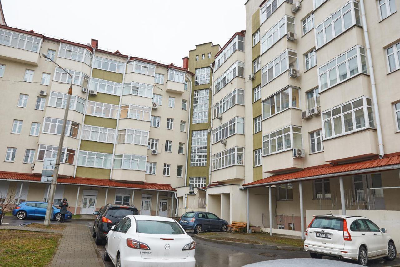 Paulmarie Apartments On Prs. Lenina, 51 Gomel Ngoại thất bức ảnh