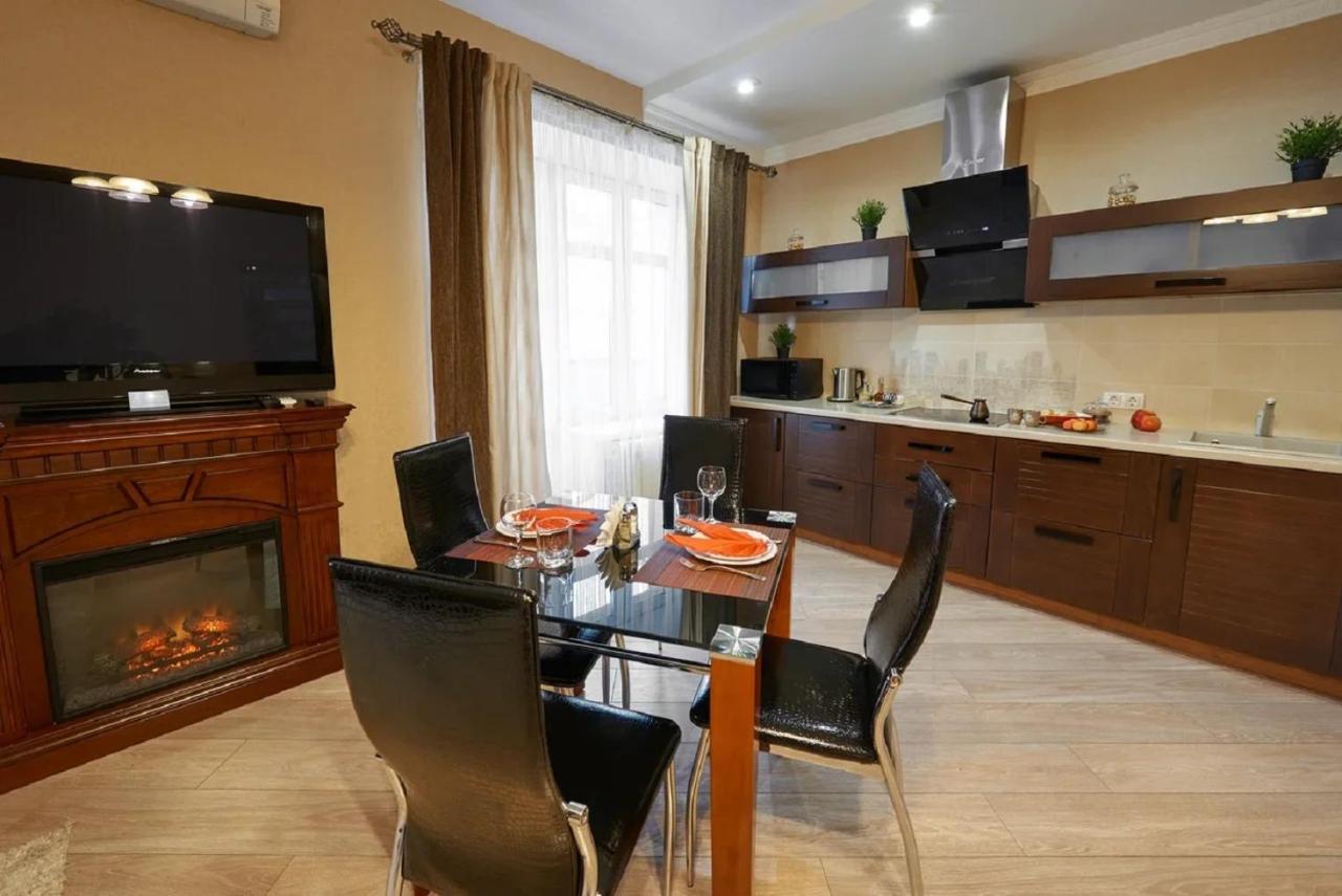 Paulmarie Apartments On Prs. Lenina, 51 Gomel Ngoại thất bức ảnh